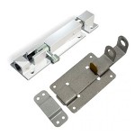 Замки і фурнітура