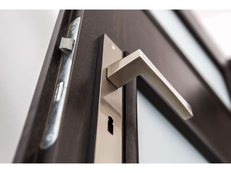 Як замінити личинку замка