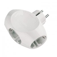 Трійник із заземленням 3 гн. білий Makel (10015)